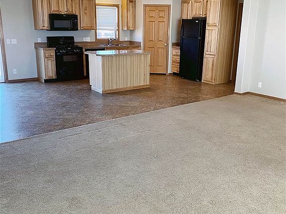 3rd image of 125 Adeline Dr