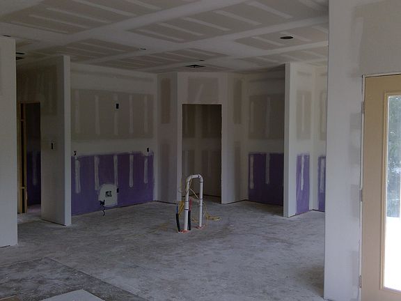 Center Island w/large pantry