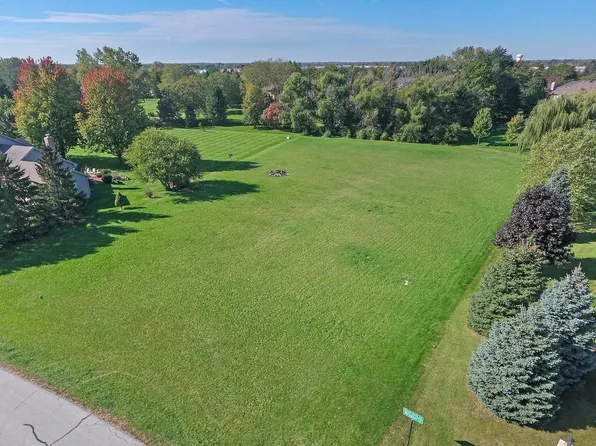 174 Merganser Ln, Bloomingdale, IL 60108