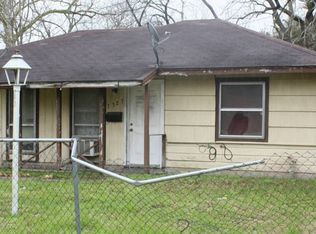 7327 Mountbatten Rd, Houston, TX 77033