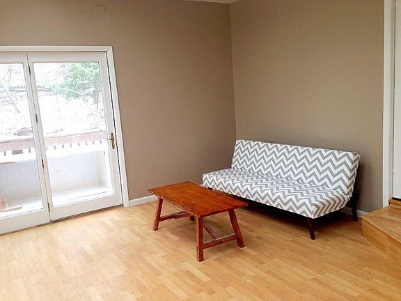 5th image of 148 Cobble Creek Dr