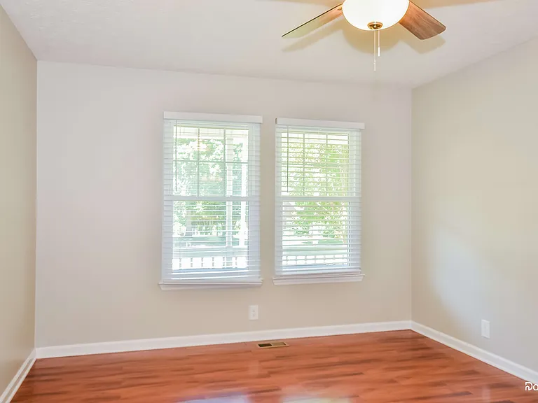 108 Shady Ln — Photo 13