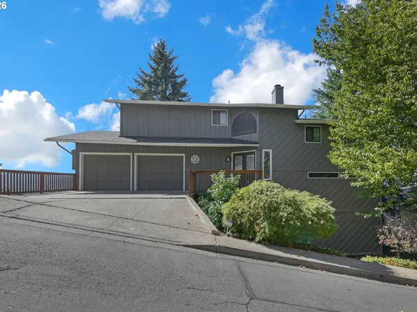 952 Summit Blvd, Springfield, OR 97477