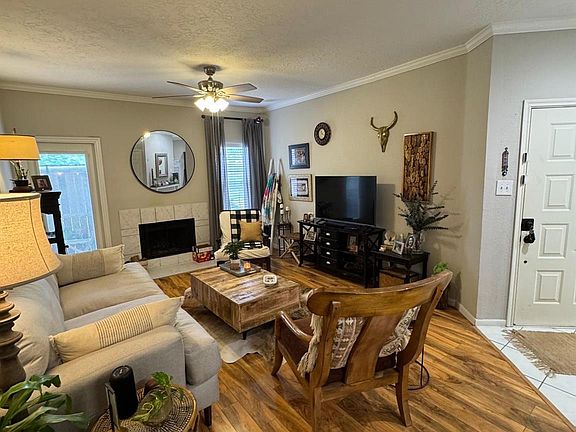 2nd image of 2011 Spenwick Dr APT 511