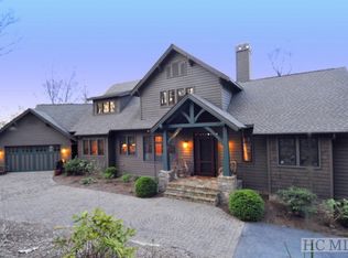 90 Creekwood Ct, Highlands, NC 28717