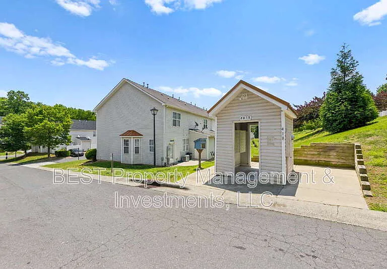 8130 Kings Creek Dr — Photo 44