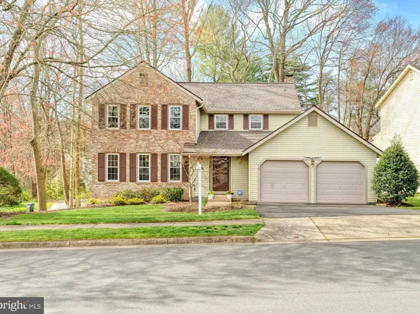 10715 Dundas Oak Ct, Burke, VA 22015