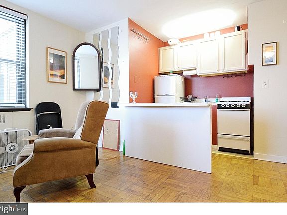 2nd image of 2601 Pennsylvania Ave APT 1034