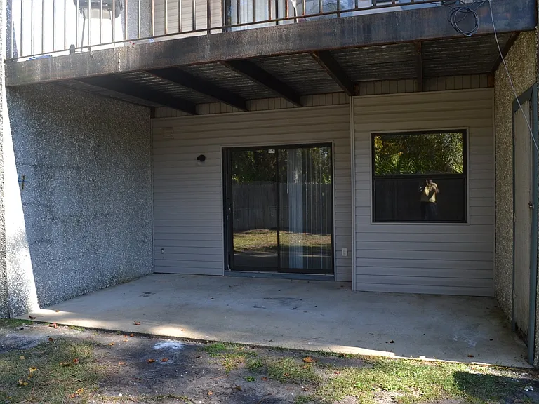 910 Brett Dr #21 — Photo 16