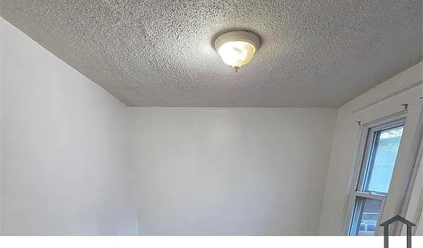 15 Cutler St — Photo 11