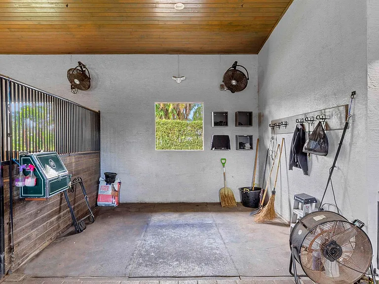16361 Norris Rd — Photo 19