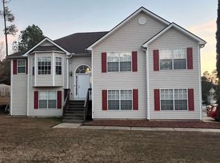 2032 Pleasant Hollow Dr, Lithonia, GA