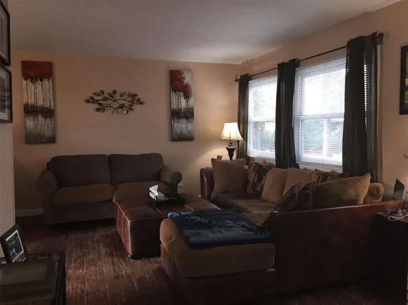 6100 Ormskirk Dr, Fayetteville, NC 28304