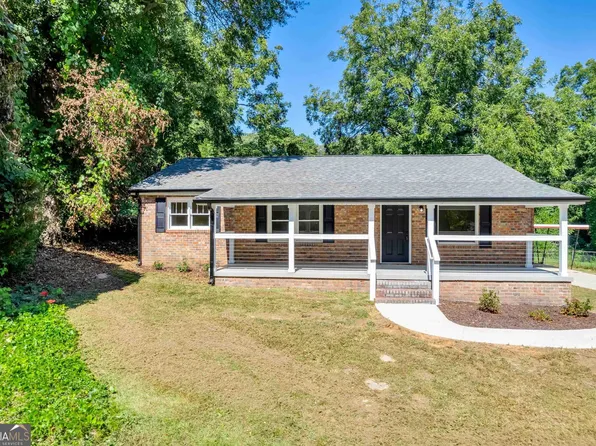 155 Nassau St, Toccoa, GA 30577