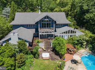 1661 Graham Rd, Jenkintown, PA 19046