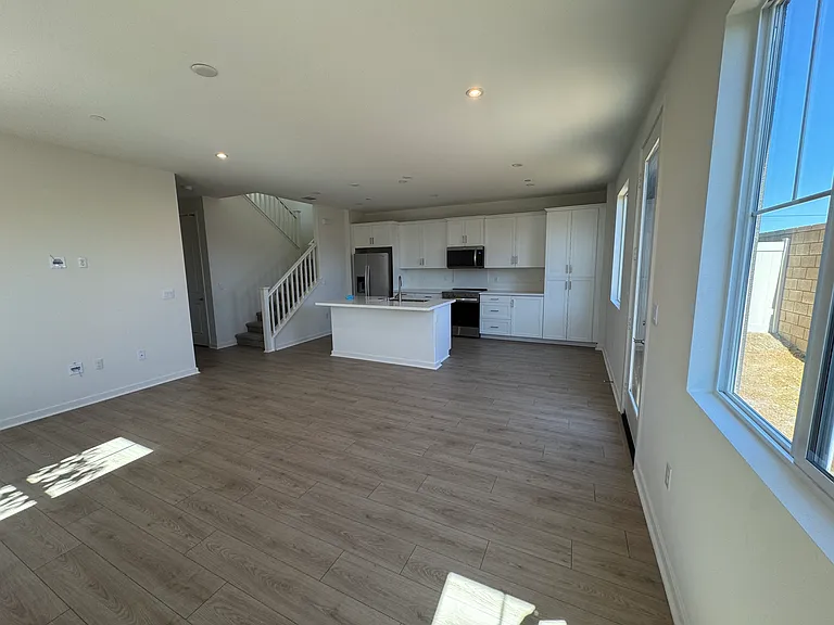6373 Moonfire Ln — Photo 3