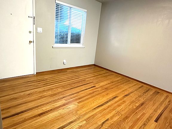 2nd image of 20556 Sunrise Dr APT C