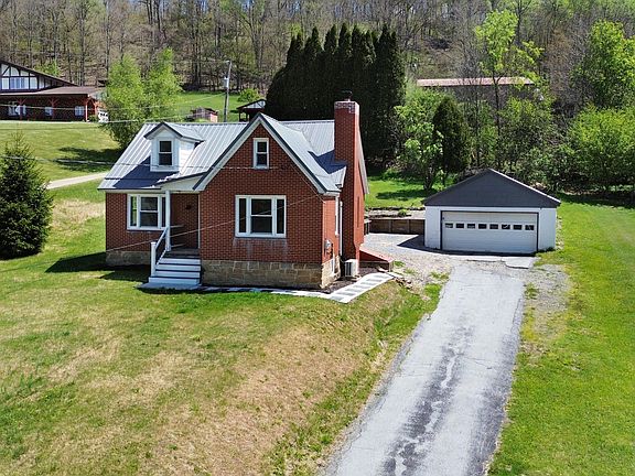 3rd image of 646 Nicktown Hill Rd