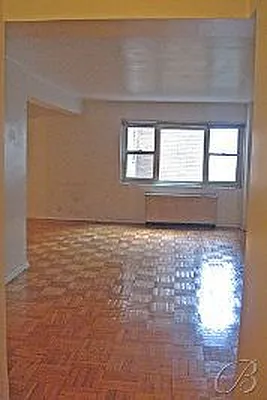 Rented by Keller Williams NYC | media 28