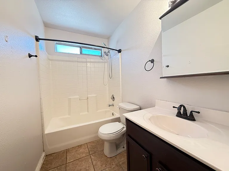 14057 Tierra Delfin Dr — Photo 32
