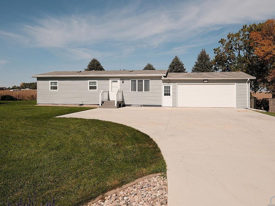 1st image of 3128 370th St