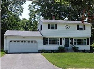 36 Teecomwas Dr, Uncasville, CT 06382