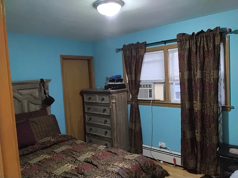 5910 W Higgins Ave #1 — Photo 8