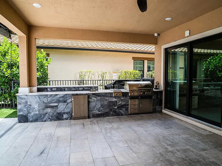 8665 E Baypoint Cir — Photo 18