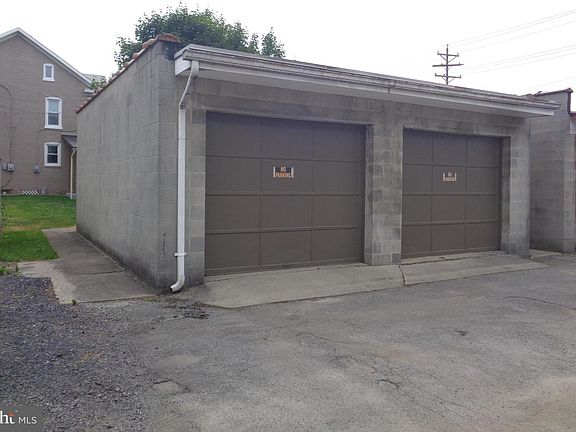 3rd image of 205 S Main St