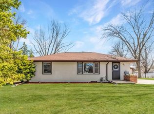 9631 Clinton Ave S, Bloomington, MN 55420