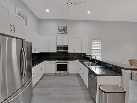 Home For Sale In BELLAGGIO TOWNE PARK