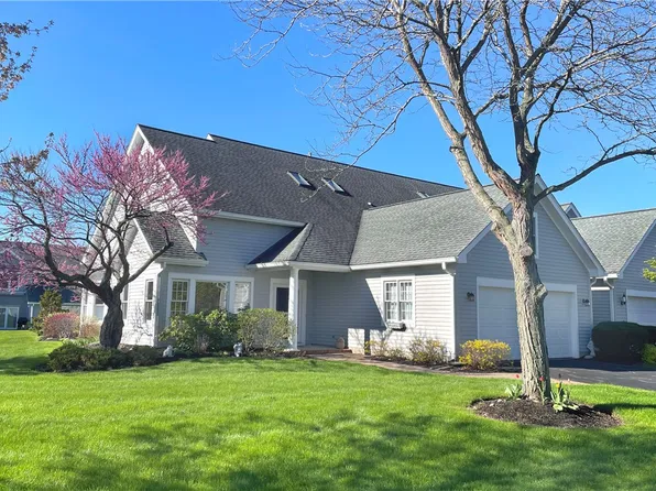 115 Carousel Ln, Canandaigua, NY 14424