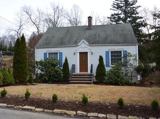 64 Lake Shore Dr, Rockaway, NJ