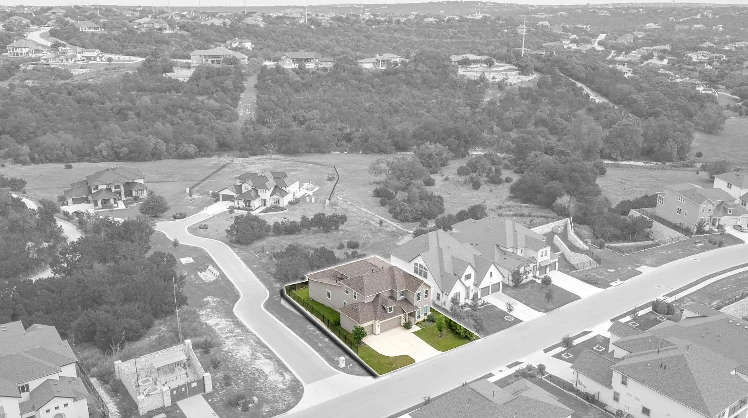 4 bed, 4.5 bath, 3380 sqft, $3,600 — Photo 3