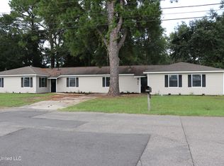 554-556 Loposser Ave, Gulfport, MS 39507