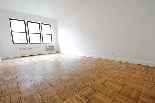 Rented by Bold New York | media 9