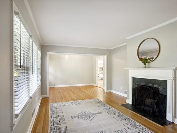 3rd image of 1871 McJenkin Dr NE