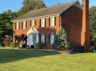250 White Oak Ln, Madisonville, KY 42431