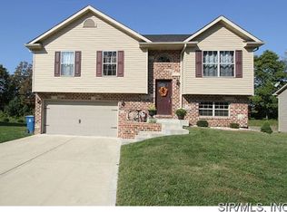 112 Mark Steven Ct, Troy, IL 62294