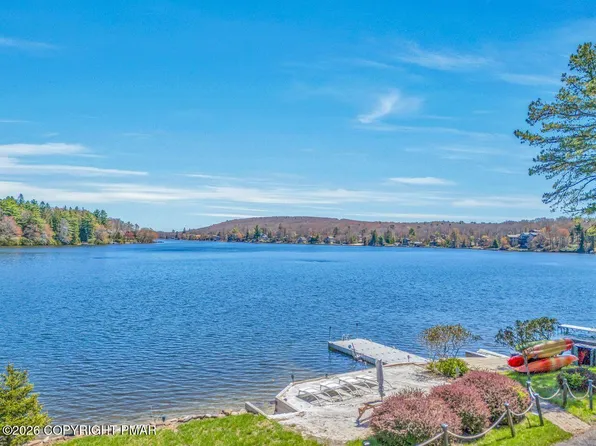 71 Lake Dr, Lake Harmony, PA 18624