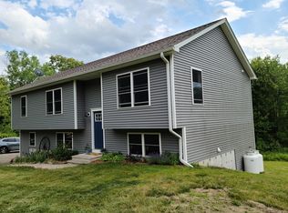 875 West Rd, New Braintree, MA 01531