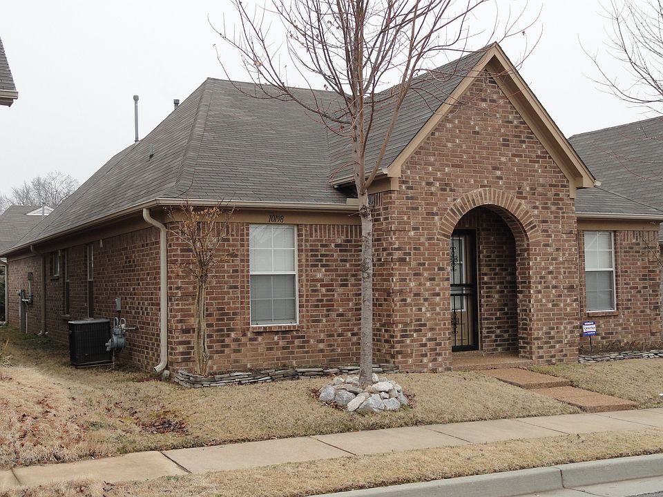 1st image of 10198 Evening Hill Dr