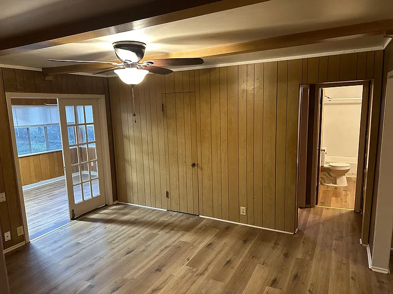 1421 W Huntsville Ave — Photo 14