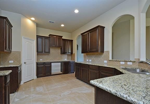 3rd image of 4508 Karen Dr