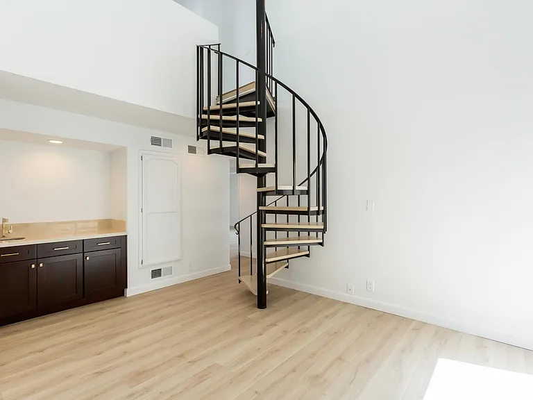 1738 S Bentley Ave #302 — Photo 19