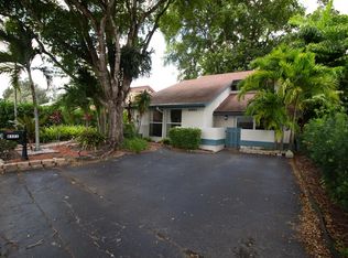 8321 SW 39th Ct, Davie, FL 33328