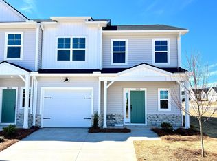 1400 Johnstone Dr, Reidville, SC 29375