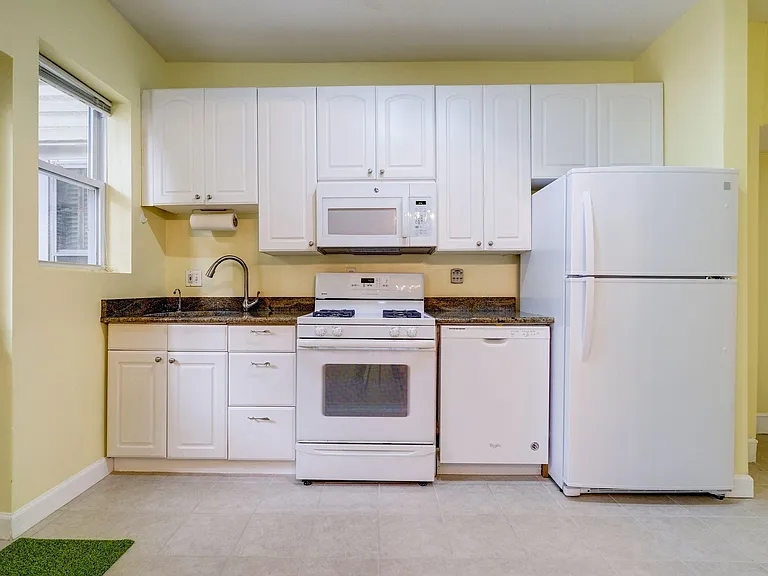450 Randolph St NW — Photo 12