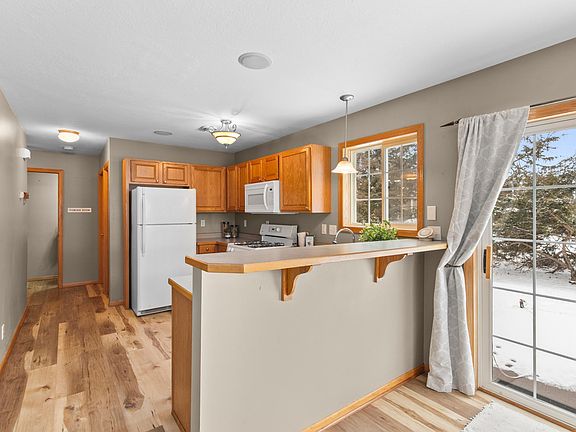 3rd image of 5617 138th St N