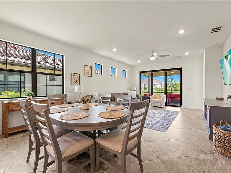 17434 Caravita Ln — Photo 1